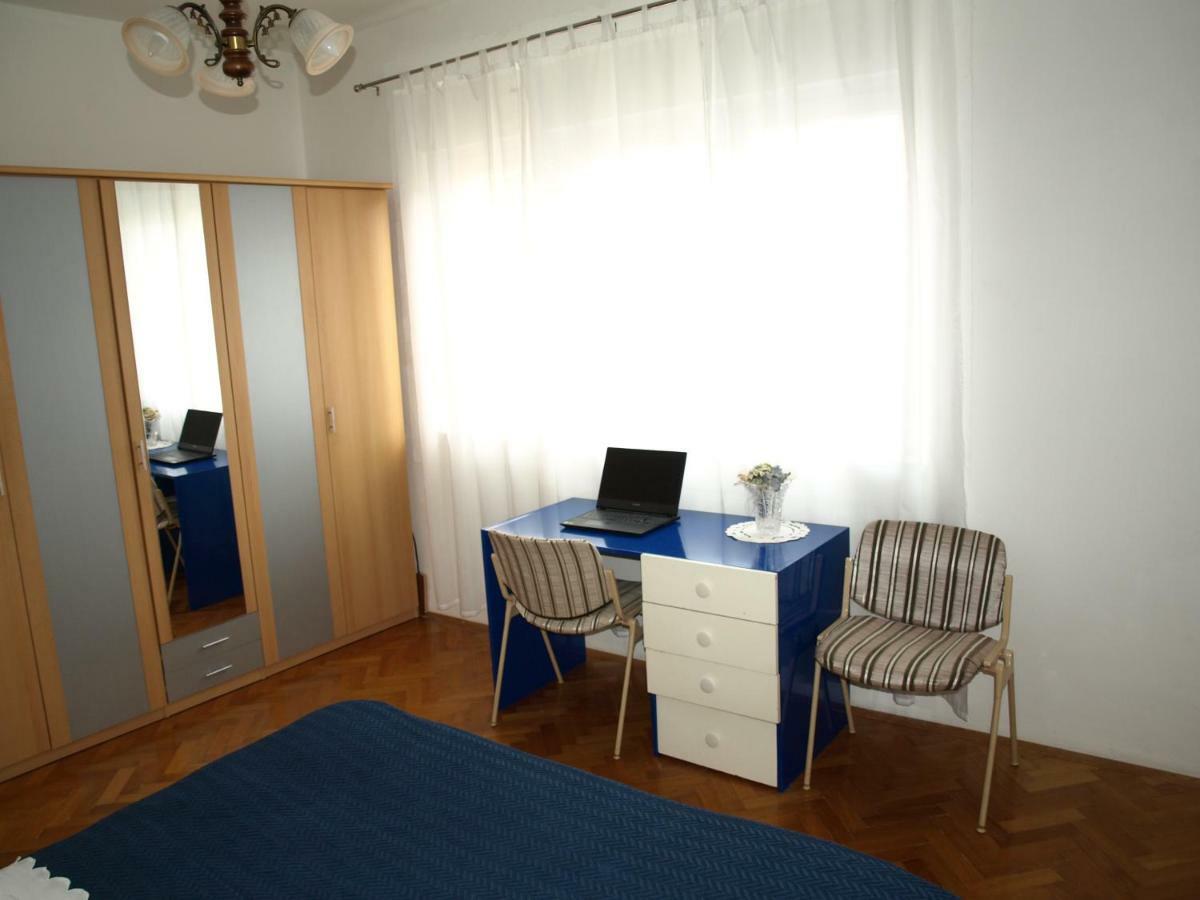 Appartamento Apartman Jelinic Spalato Esterno foto