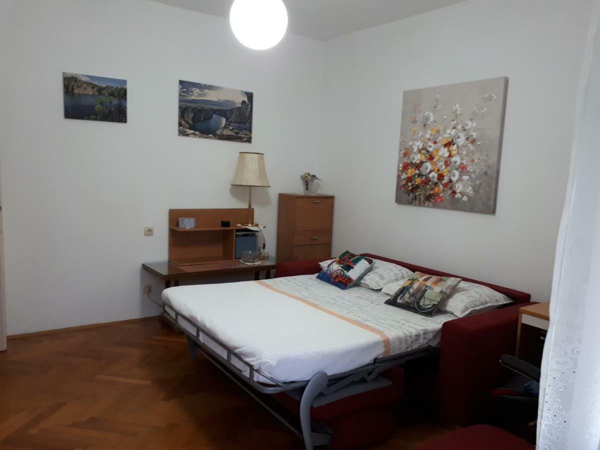 Appartamento Apartman Jelinic Spalato Esterno foto