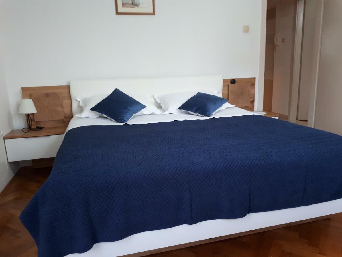 Appartamento Apartman Jelinic Spalato Esterno foto