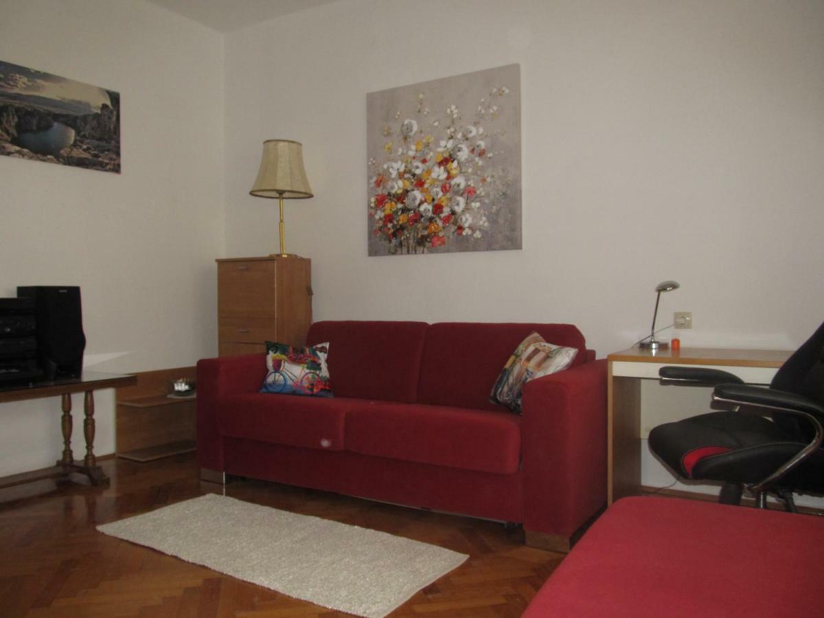 Appartamento Apartman Jelinic Spalato Esterno foto